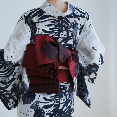 【半幅帯 博多織 牡丹 レッド×ブラック】帯単品 小袋帯 長尺 正絹 リバーシブル 日本製 本場筑前博多織 紋小巾袋帯 証紙付き（5279625000）