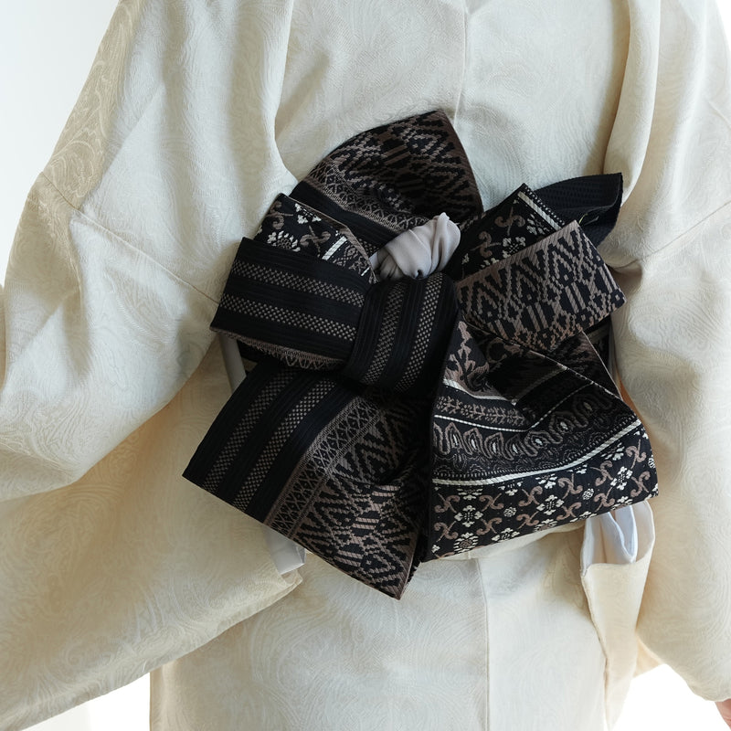 【半幅帯 博多織 インド更紗献上 ブラック×ブラウン】帯単品 小袋帯 長尺 正絹 リバーシブル 日本製 本場筑前博多織 紋小巾袋帯 証紙付き（5279625200）