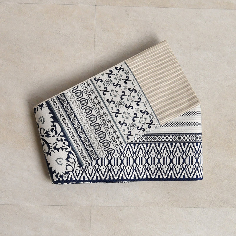 【半幅帯 博多織 インド更紗献上 ホワイト】帯単品 小袋帯 長尺 正絹 リバーシブル 日本製 本場筑前博多織 紋小巾袋帯 証紙付き（5279625400）