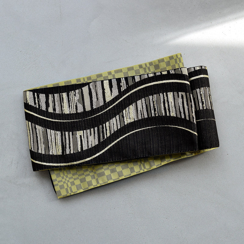 【半幅帯 リバーシブル 黒流光】帯単品 小袋帯 長尺 日本製 細帯 オールシーズン 浴衣 紬 小紋 着物 ブラック からし（5279626900）