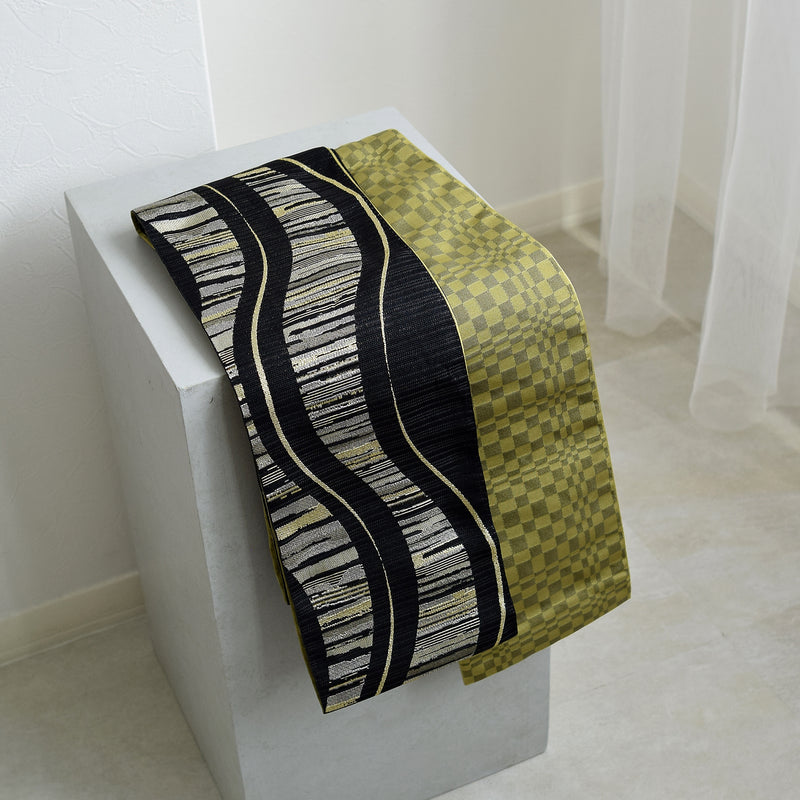 【半幅帯 リバーシブル 黒流光】帯単品 小袋帯 長尺 日本製 細帯 オールシーズン 浴衣 紬 小紋 着物 ブラック からし（5279626900）