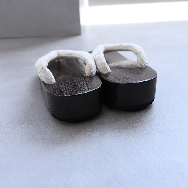 【高級桐下駄 utatane 舟形 焼】単品 SSサイズ レース鼻緒 レディース  日本製 （5299604500）