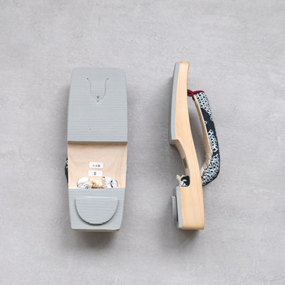 【高級桐下駄 utatane 角型右近 白木】単品 Sサイズ レディース 有松絞り鼻緒  国産 日本製 （5300607700）