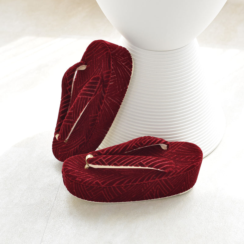 【ニコアンティーク 草履 単品 シャモン・フレイム 】 赤 モケット生地 成人式振袖や卒業式袴にも （5329612200）