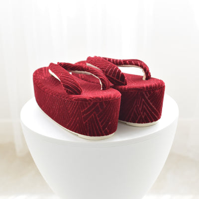 【ニコアンティーク 草履 単品 シャモン・フレイム 】 赤 モケット生地 成人式振袖や卒業式袴にも （5329612200）