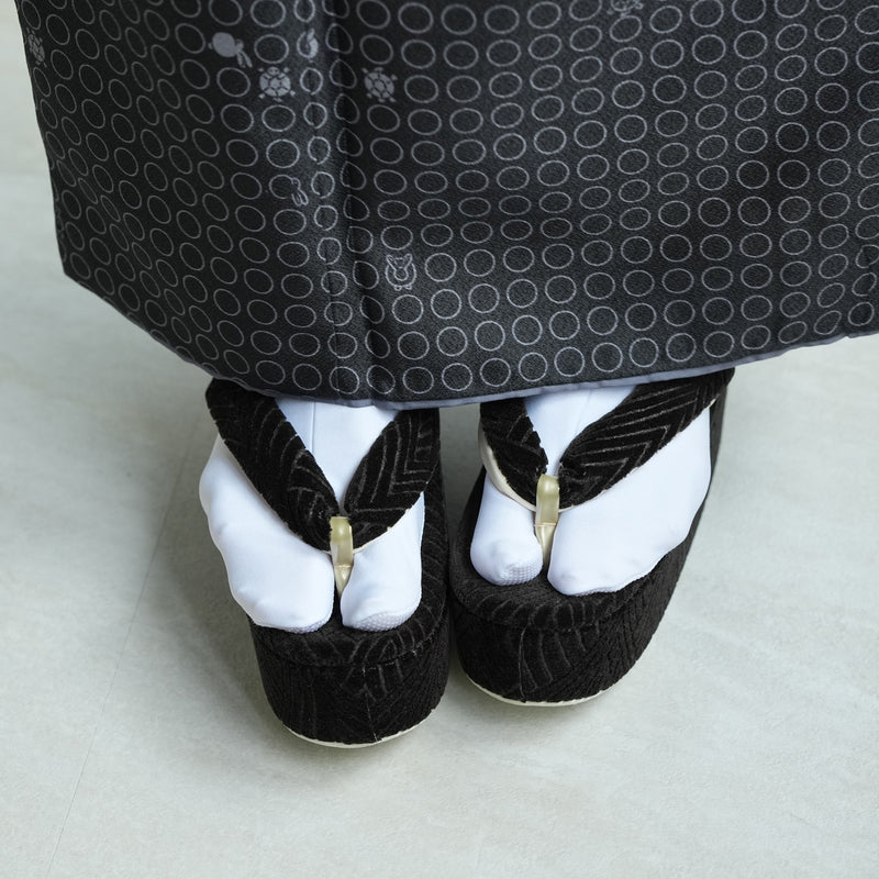 【ニコアンティーク 草履 単品 シャモン・オディール 】 黒 モケット生地 成人式振袖や卒業式袴にも （5329612300）