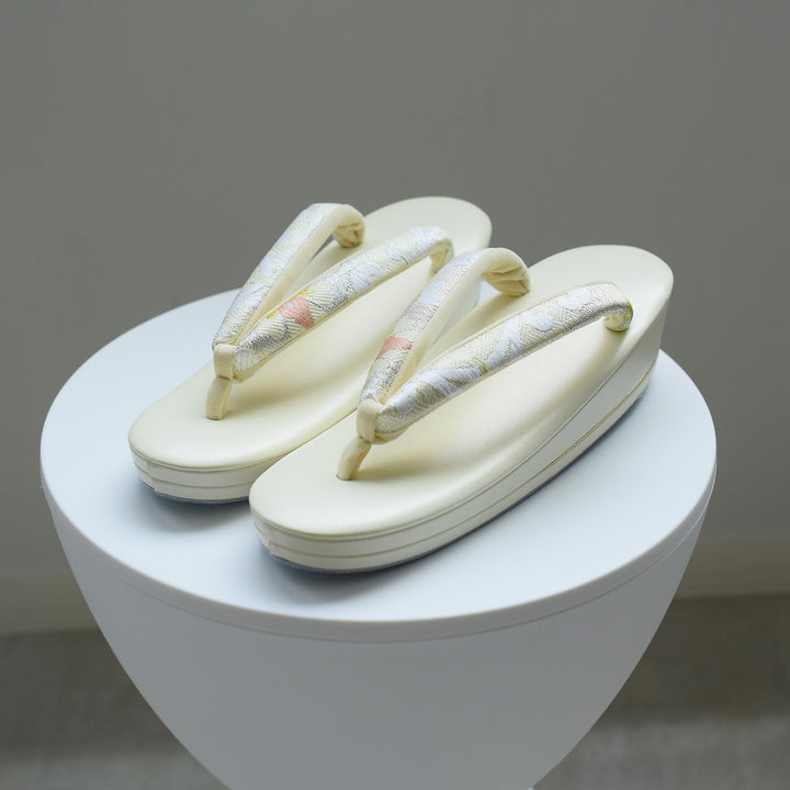 草履バッグセット 唐錦 フォーマル用 訪問着や振袖にも【取り寄せ