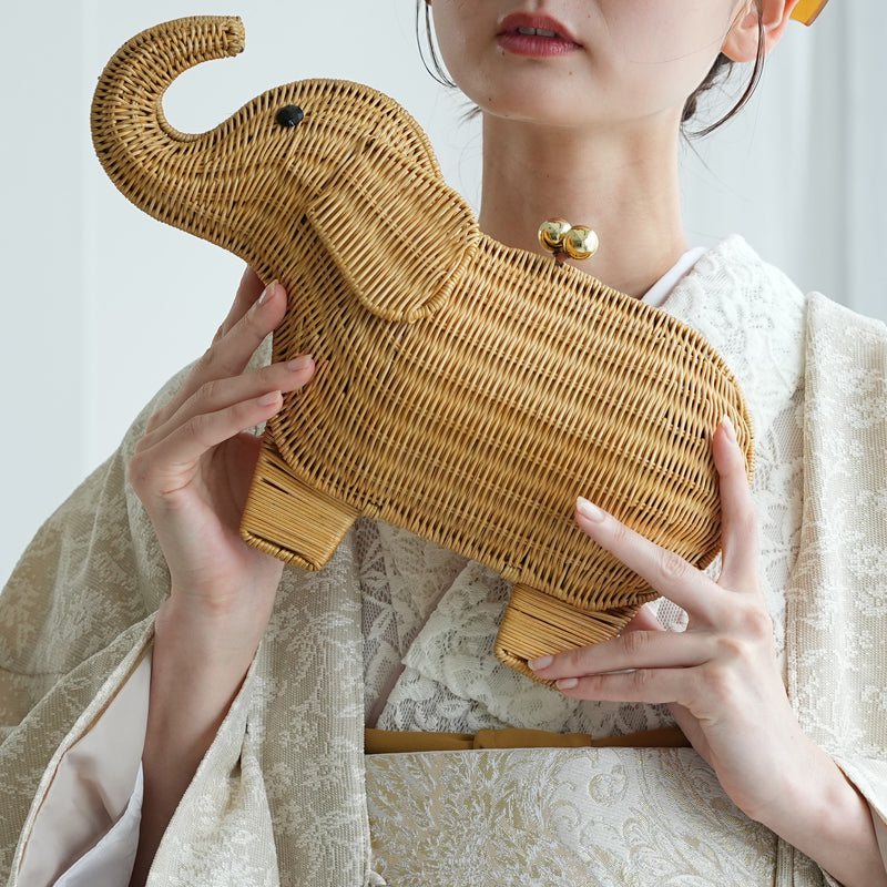 【utatane 籐カゴバッグ】単品 エレファント 象 かごバッグ クラッチバッグ ラタンウィッカー 籐編み ハンドメイド 天然素材 ボヘミアン（5371605700）