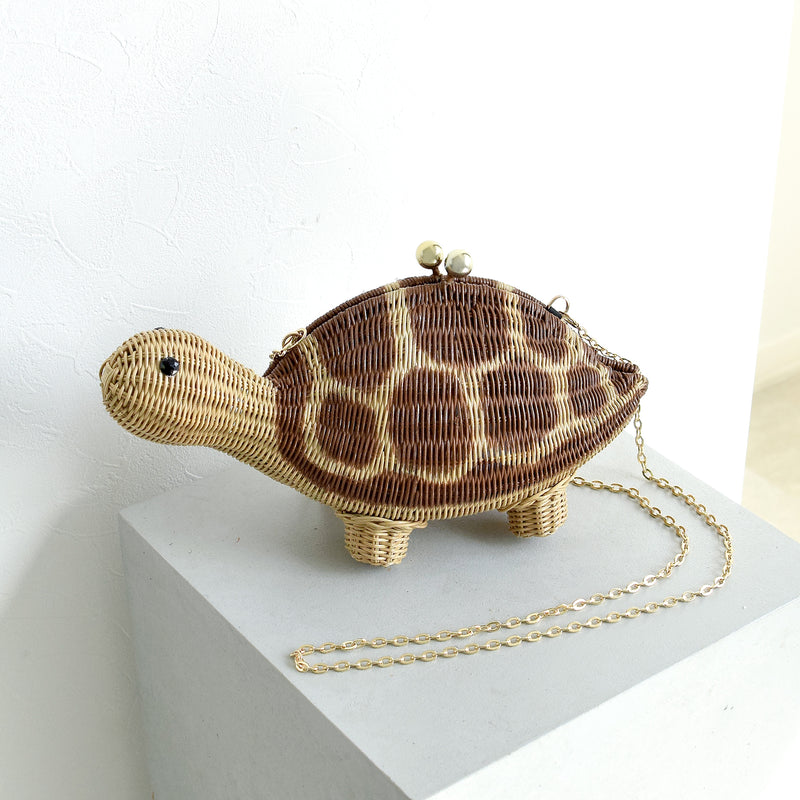 【utatane 籐カゴバッグ】単品 亀 クラッチバッグ ショルダー かごバッグ  ラタンウィッカー 籐編み ハンドメイド 天然素材 ボヘミアン（5371606100）
