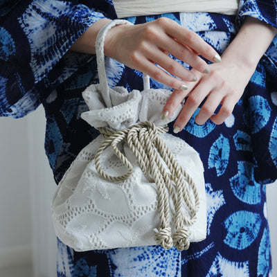 【巾着バッグ utatane 2wayリボン ショルダー】 レース ホワイト 普段使いや袴（はかま）、浴衣にも合わせやすいバッグ（5374605500）