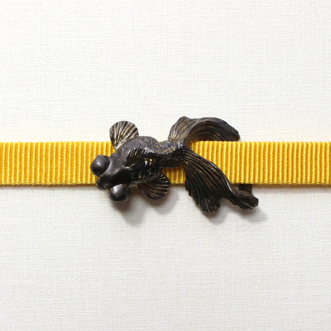 帯留め 数-SUU- 金魚 出目金 日本製 帯小物 ハンドメイド