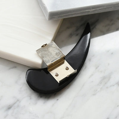 【帯留め 蒔絵 黒つの 金銀すすき】日本製 帯小物 和風 ハンドメイド 三分紐/四分紐に 帯締めのアンティークなアクセント（5408624600）