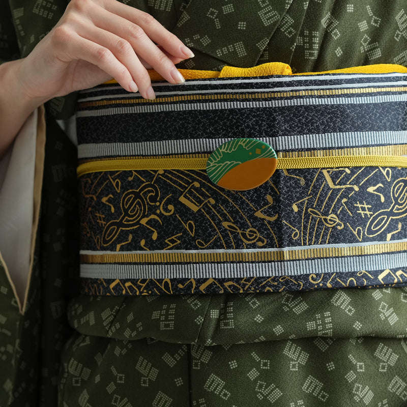 【帯留め 蒔絵 緑オーバル　銀波】日本製 帯小物 和風 ハンドメイド 三分紐/四分紐に 帯締めのアンティークなアクセント（5408624800）