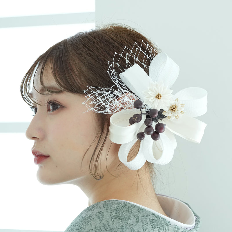 髪飾り ヘアアクセサリー リボンヘッドドレス風コーム つまみ細工 日本製 （5432606201）