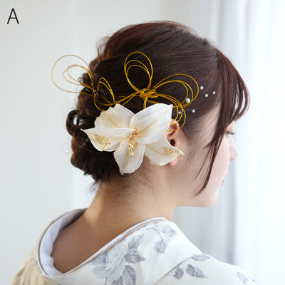 【髪飾り 百合】コーム 日本製 ヘアアクセサリー 白 シルバー ゴールド 浴衣 成人式 振袖 卒業式 袴 普段のヘアアレンジにも【取り寄せ品】（5432625601）