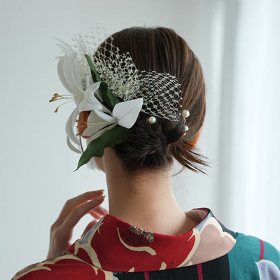 【髪飾り ビッグボリューム百合　チュールヴェール】Uピン6本セット 日本製 ヘアアクセサリー  浴衣 成人式 振袖 卒業式 袴 普段のヘアアレンジにも【取り寄せ品】（5432630700）