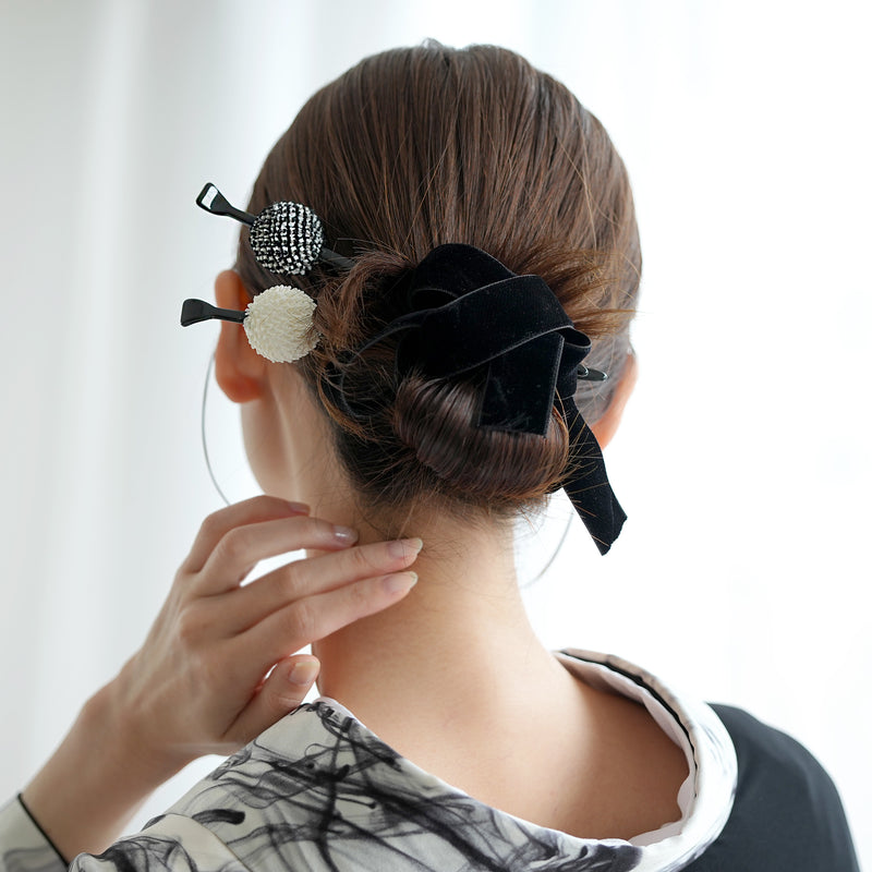 【髪飾り 玉かんざし】正絹 絞り ヘアアクセサリー  日本製 成人式 振袖 卒業式 袴 普段のヘアアレンジにも（5432630801）