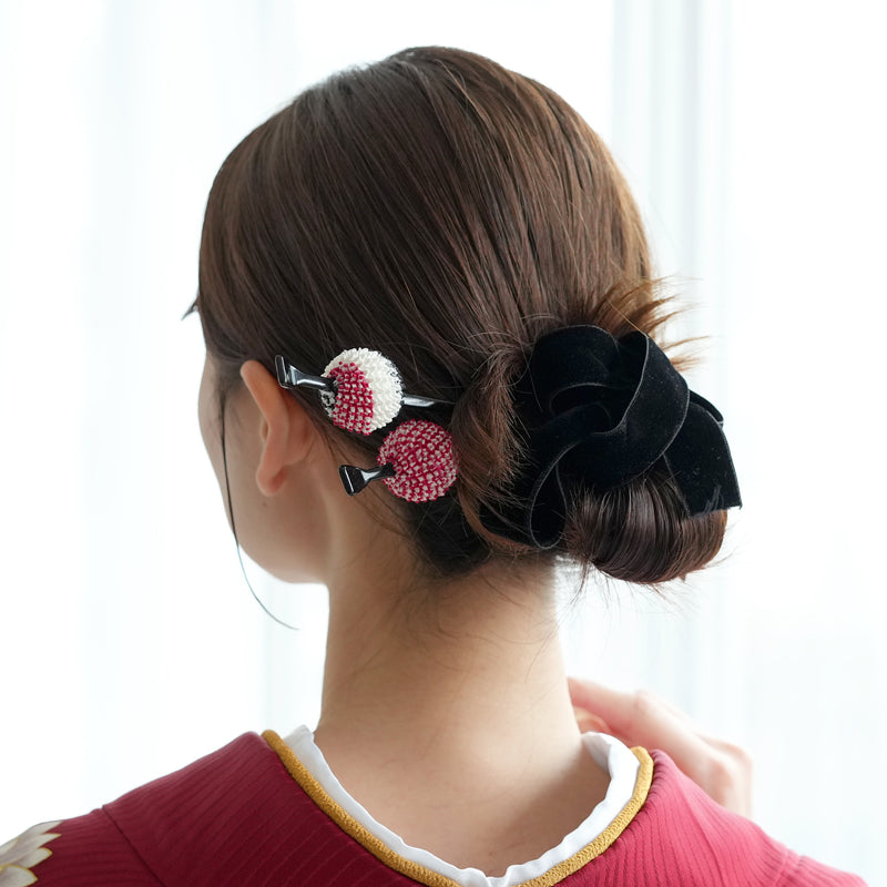【髪飾り 玉かんざし】正絹 絞り ヘアアクセサリー  日本製 成人式 振袖 卒業式 袴 普段のヘアアレンジにも（5432630801）