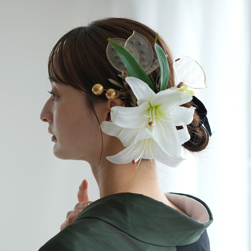 【髪飾り ビッグボリューム百合　うるつやクリアリーフ＋ゴールドの実】Uピン9本セット 日本製 ヘアアクセサリー  成人式 振袖 卒業式 袴 普段のヘアアレンジにも（5432631300）