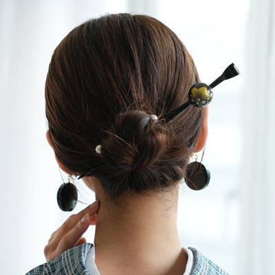 【髪飾り 蒔絵かんざし 紅葉・黒】玉かんざし 簪 ヘアアクセサリー  日本製 浴衣や成人式振袖、卒業式袴や普段のヘアアレンジにも（5432631500）