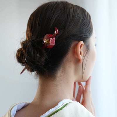 【髪飾り 蒔絵かんざし 雪柳・赤】平打ちかんざし 簪 ヘアアクセサリー  日本製 浴衣や成人式振袖、卒業式袴や普段のヘアアレンジにも（5432631700）