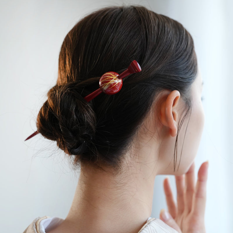 【髪飾り 蒔絵かんざし 雪柳・赤】玉かんざし 簪 ヘアアクセサリー  日本製 浴衣や成人式振袖、卒業式袴や普段のヘアアレンジにも（5432631800）