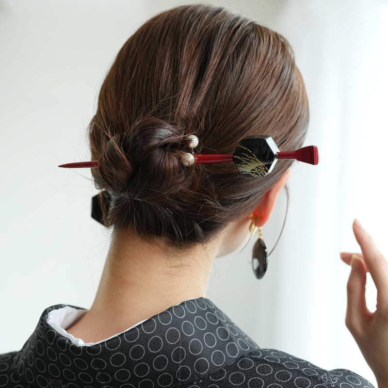 【髪飾り 蒔絵かんざし 雪柳・黒赤】平打ちかんざし 簪 ヘアアクセサリー  日本製 浴衣や成人式振袖、卒業式袴や普段のヘアアレンジにも（5432631900）