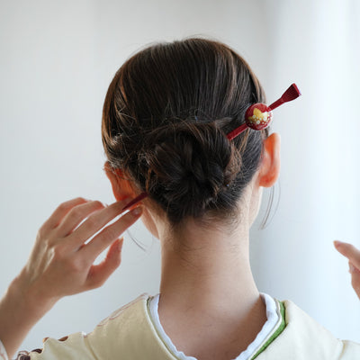 【髪飾り 蒔絵かんざし 紅葉・赤】玉かんざし 簪 ヘアアクセサリー  日本製 浴衣や成人式振袖、卒業式袴や普段のヘアアレンジにも（5432632000）