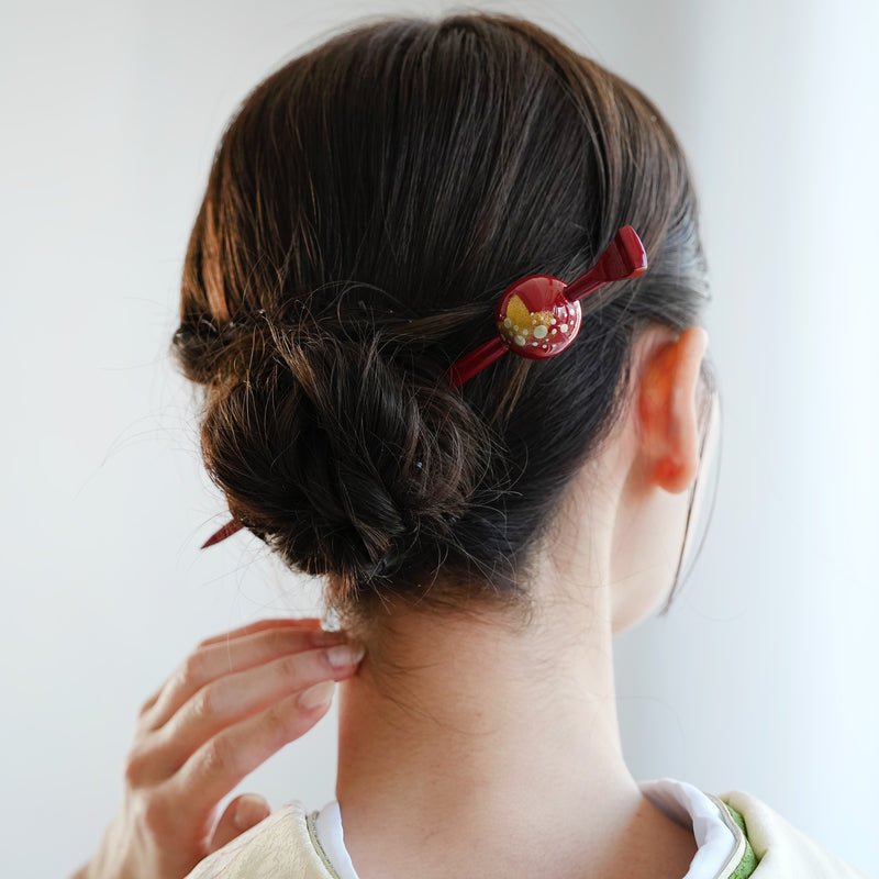 【髪飾り 蒔絵かんざし 紅葉・赤】玉かんざし 簪 ヘアアクセサリー  日本製 浴衣や成人式振袖、卒業式袴や普段のヘアアレンジにも（5432632000）
