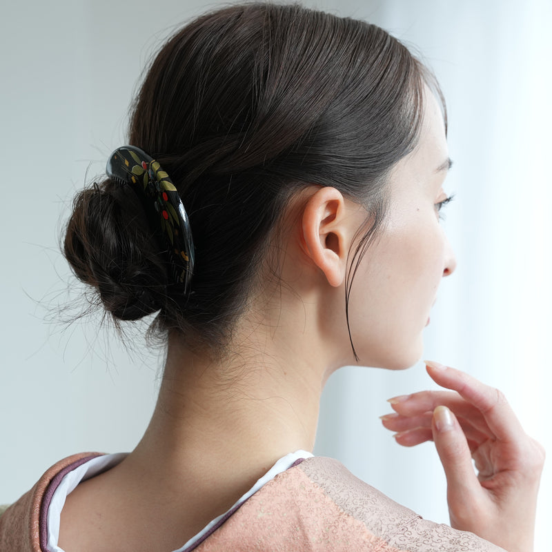 【蒔絵塗り前櫛かんざし 赤い実】くし 和コーム 螺鈿 ヘアアクセサリー 髪飾り 日本製 浴衣や成人式振袖、卒業式袴や普段のヘアアレンジにも（5432633000）