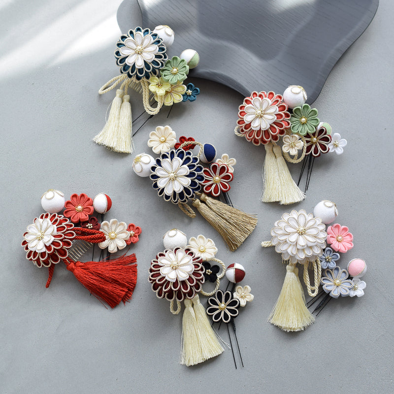 【髪飾り 菊華 コームUピン3点セット】つまみ細工  ヘアアクセサリー  日本製 成人式振袖や卒業式袴にも（5432633801）【取り寄せ品】