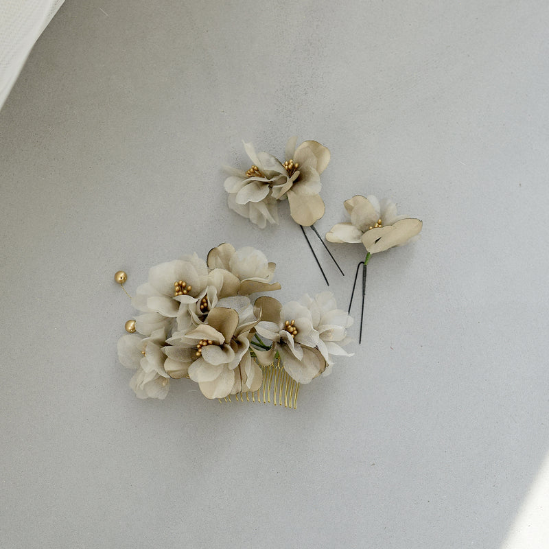 【髪飾り オーガンジーブーケ コームUピン 3点セット】花 ヘアアクセ  ヘアアクセサリー  日本製 成人式振袖や卒業式袴にも（5432634401）【取り寄せ品】