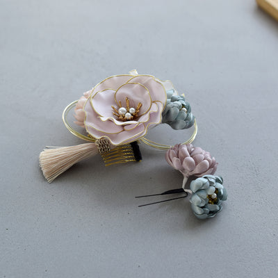 【髪飾り シルクフラワー芙蓉 コームUピン2点セット】水引 タッセル 菊  ヘアアクセサリー  日本製 成人式振袖や卒業式袴にも（5432635401）【取り寄せ品】