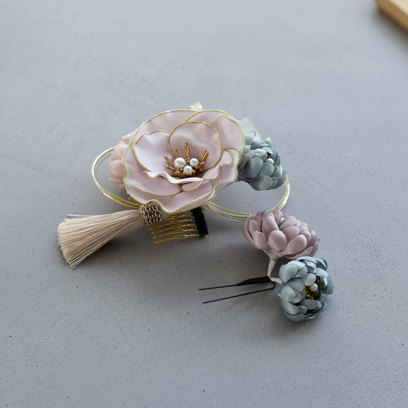 【髪飾り シルクフラワー芙蓉 コームUピン2点セット】水引 タッセル 菊  ヘアアクセサリー  日本製 成人式振袖や卒業式袴にも（5432635401）【取り寄せ品】