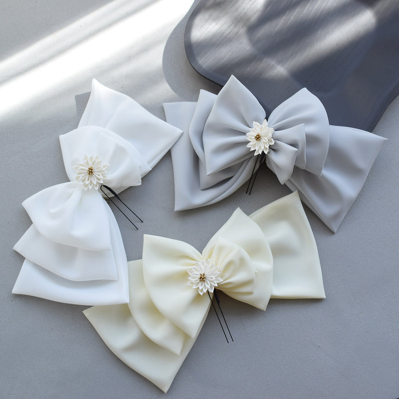 【髪飾り BIGリボンヘッドドレス コームUピン2点セット】ビッグサイズ 菊 つまみ細工 ヘアアクセサリー  日本製 成人式振袖や卒業式袴にも（5432636001）【取り寄せ品】