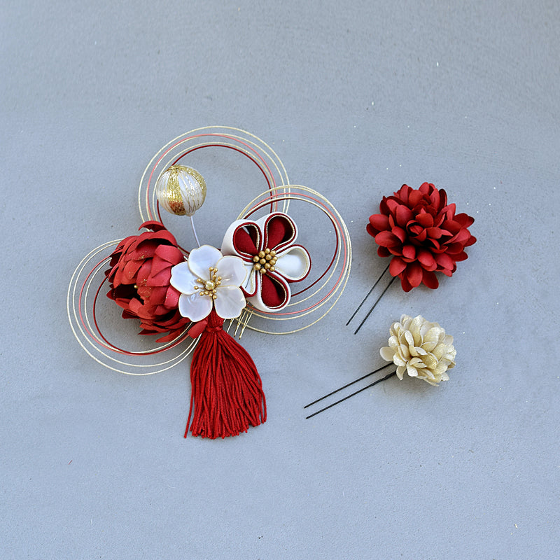 【髪飾り 菊梅桜・水引 コームUピン3点セット】タッセル つまみ細工 アメリカンフラワー  ヘアアクセサリー  日本製 成人式振袖や卒業式袴にも（5432636301）【取り寄せ品】
