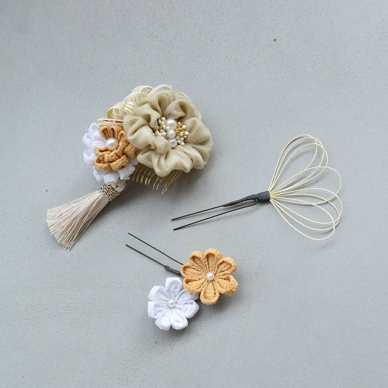 【髪飾り 絞り花＆水引＆タッセル コームUピン3点セット】つまみ細工 花  ヘアアクセサリー  日本製 成人式振袖や卒業式袴にも（5432638201）【取り寄せ品】
