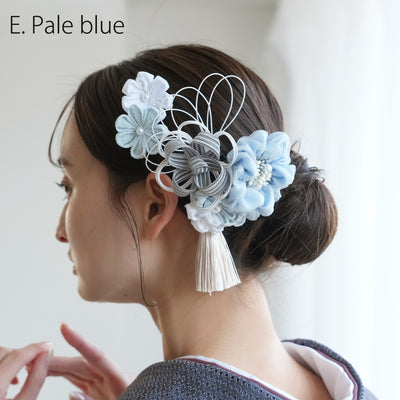 【髪飾り 絞り花＆水引＆タッセル コームUピン3点セット】つまみ細工 花  ヘアアクセサリー  日本製 成人式振袖や卒業式袴にも（5432638201）【取り寄せ品】