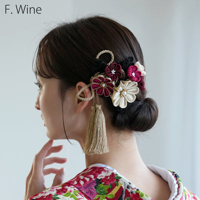 【髪飾り 梅日和 つまみ細工＆タッセル コームUピン3点セット】花 ちりめん つまみ細工 ヘアアクセ  ヘアアクセサリー  日本製 成人式振袖や卒業式袴にも（5432639201）【取り寄せ品】
