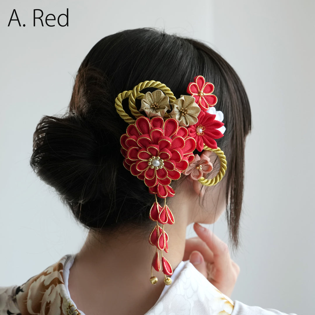 【希少】【美品】 アイカツ チャイナフラワーヘアアクセ 髪飾り 3点セット】菊藤彩華 つまみ細工・組紐 コームUピン ヘア