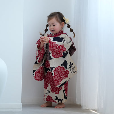 【utatane×注染工房 kids 日本製小幅生地使用 子供浴衣3点セット（ゆかた・帯・下駄） 女の子 】 国産 （6510263401）（03-14-07-）