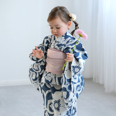 【utatane×注染工房 kids 日本製小幅生地使用 子供浴衣3点セット（ゆかた・帯・下駄） 女の子 】 国産 （6510263701）（7348601301）