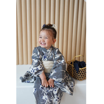 【utatane×Acka.  子供浴衣3点セット (kidsゆかた・帯・下駄 ) 鮫小紋と菖蒲 navy】Acka. (@acka_official)オリジナル 限定 コラボ  フリーサイズ 国産生地 国内染色　（6510266101）