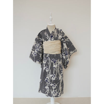 【utatane×Acka.  子供浴衣3点セット (kidsゆかた・帯・下駄 ) 鮫小紋と菖蒲 navy】Acka. (@acka_official)オリジナル 限定 コラボ  フリーサイズ 国産生地 国内染色　（6510266101）