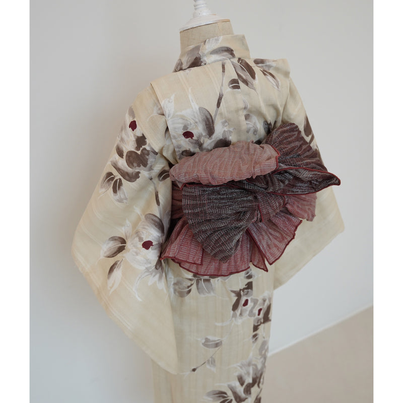【utatane×Acka.  子供浴衣3点セット (kidsゆかた・帯・下駄 )  山茶花 beige 】Acka. (@acka_official)オリジナル 限定 コラボ  フリーサイズ 国産生地 国内染色　（6510266401）