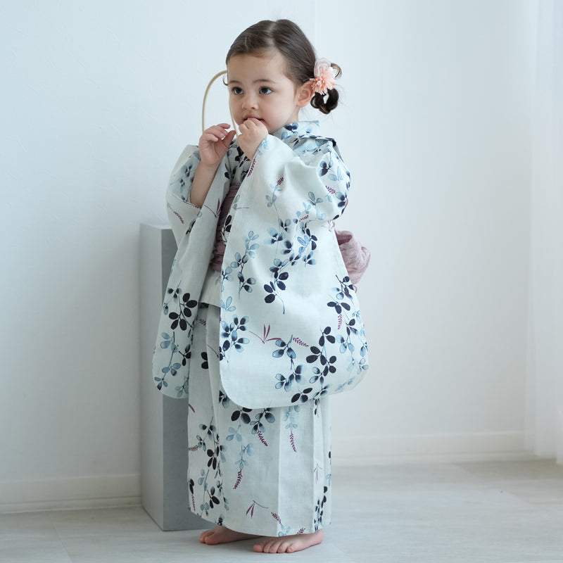 【utatane kids 高級変わり織 子供浴衣3点セット（ゆかた・帯・下駄）女の子 サイダー色に溶け込む萩とトンボ】 キッズ浴衣 国産生地 国内染色 （6510266501）