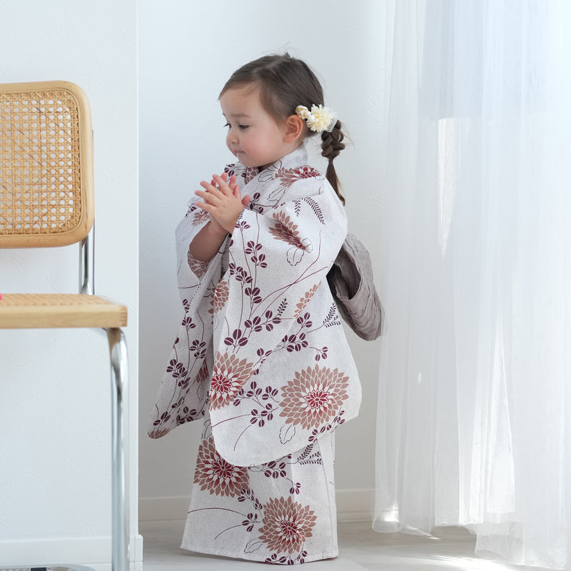 【utatane kids 高級変わり織 子供浴衣3点セット（ゆかた・帯・下駄）女の子 煉瓦色の剣菊と萩】 キッズ浴衣 国産生地 国内染色 （6510267701）