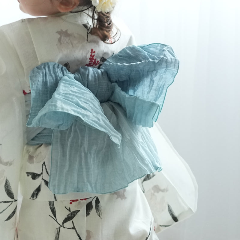 【ニコアンティーク kids 高級変わり織 子供浴衣3点セット（ゆかた・帯・下駄）女の子 オフホワイトに柘榴】 キッズ浴衣 国産生地 国内染色 （6510269901）