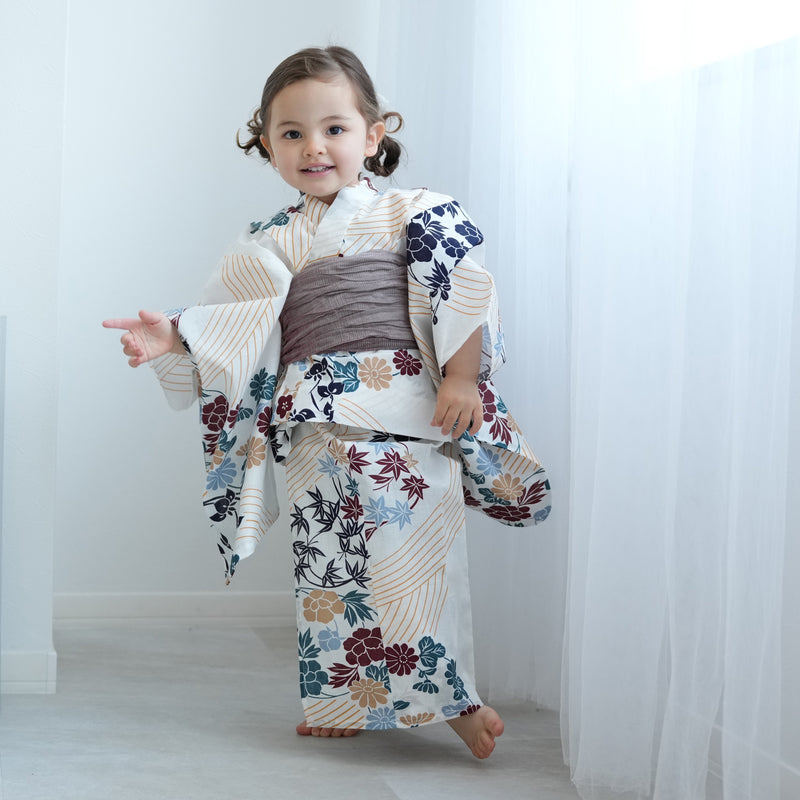 【utatane kids 高級変わり織 子供浴衣3点セット（ゆかた・帯・下駄）女の子 きなりにえんじとからしの花輪】 キッズ浴衣 国産生地 国内染色 （6510272201）