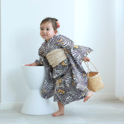 【ニコアンティーク kids 高級変わり織 子供浴衣3点セット（ゆかた・帯・下駄）女の子 チューリップモザイク マスタード】 キッズ浴衣 国産生地 国内染色 （6510280901）